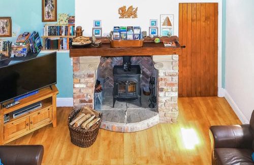 Capel Coch Casa | Rallt Cottage