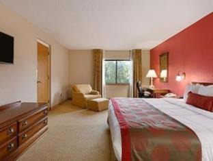 Southwest Raleigh Hotel | Ramada by Wyndham Raleigh