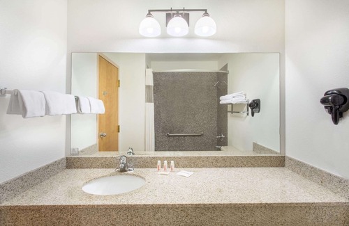 St. George Hotel | Ramada by Wyndham St George