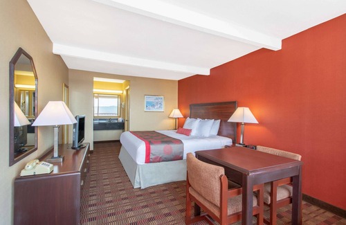 Cockeysville Hotel | Ramada Limited Cockeysville