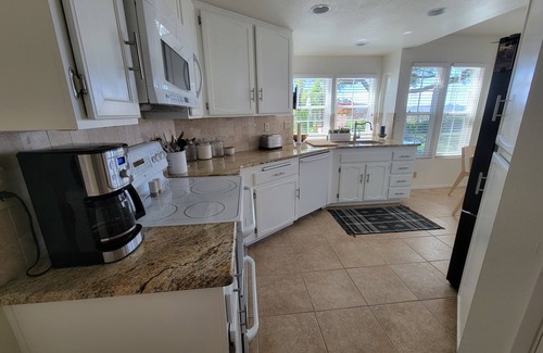 Rancho Bernardo Casa | Rancho Bernardo Pacífica Confort con Canyon Vistas