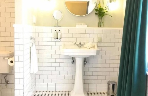 Downtown Johannesburg Hotel | Rand Club Suites