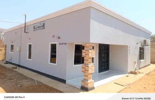 Kasane Casa | Raneziah Guesthouse