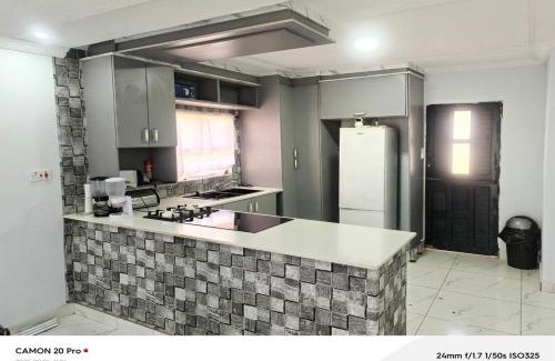 Kasane Casa | Raneziah Guesthouse