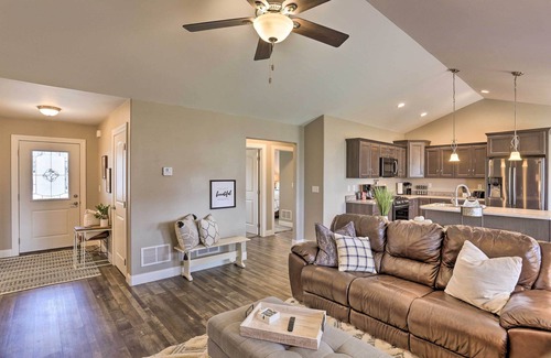 Rapid Valley Casa | Rapid City Home w/ Patio < 5 Mi to Downtown!