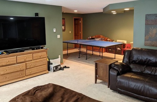 Rapid City Casa | Rapid City House great for Sturgis Rally- 4 rooms with own bathrooms