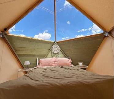 Valle Otro | Raptor Ranch Glamping