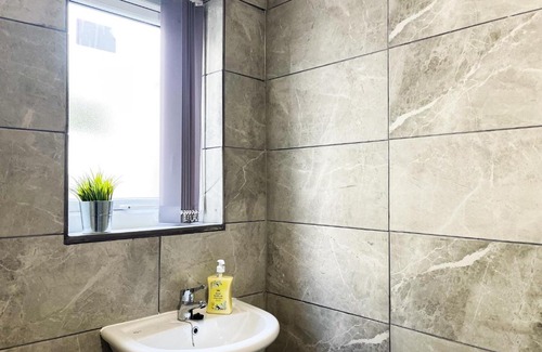 Vauxhall Casa | Rare private room near Centre