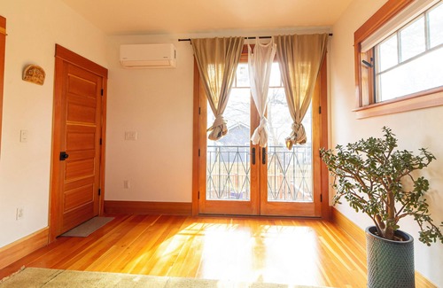 Lower Rattlesnake Casa | Lovely 3-bedroom house with AC in charming Missoula