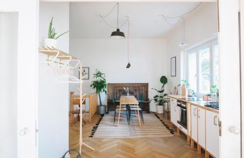 Straubing Apartamento | raum life - Vintage Loft - Heimkino Netflix - 2x privat Parkplätze