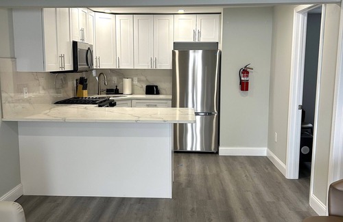 Seaside Heights Condominio | Re-Model 2-bdrm Winter Rental pricing, King bed