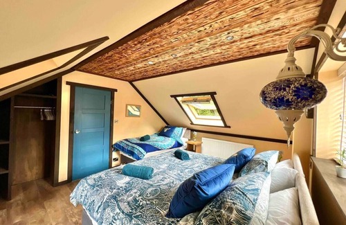 Aberdare Casa | Re-Vive at Rhigos-Zip World,Pen-y-fan, Waterfalls