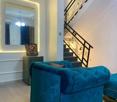 Ofin Apartamento | Reagal Apartments, WMachine, WiFi, 13 mins DRV from Ikeja, OPIC ESTATE