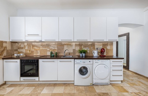 Inner City Budapest Apartamento | Real Apartments Andrassy