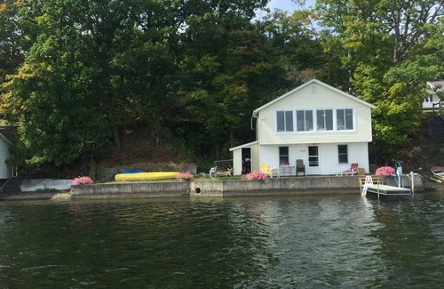 Keuka Park Cabaña | Recientemente renovado Keuka Lake Cottage.