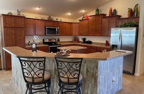 Summerfield Casa | Villa de 3 dormitorios decorada profesionalmente, conexión WiFi gratuita, carrito de golf para 4 personas incluido