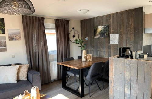 Dordtse Biesbosch Chalet De Esquí | Recreation chalet