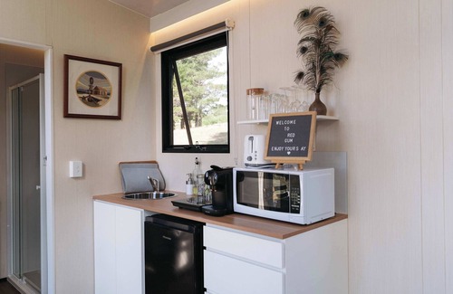 Bungendore Casa | Red Gum at Aranya Acres by Tiny Away