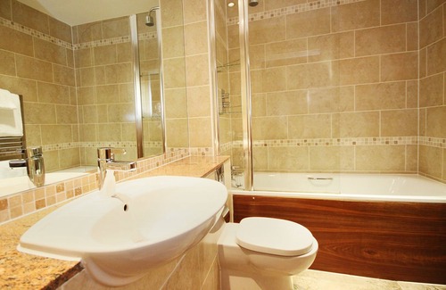 Bury Hotel | Red Hall Hotel