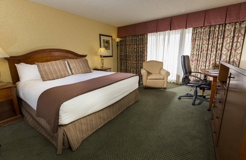 Coos Bay Hotel | Red Lion Hotel Coos Bay