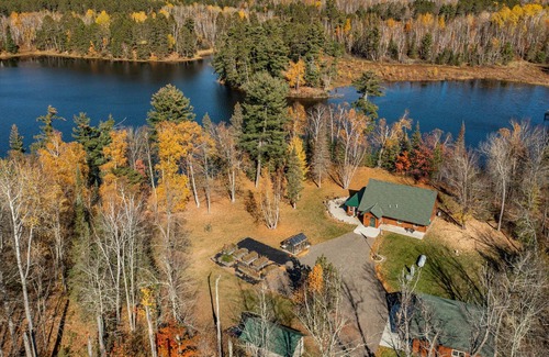 Bigfork Cabina | | Red Pine Refuge | New Listing!