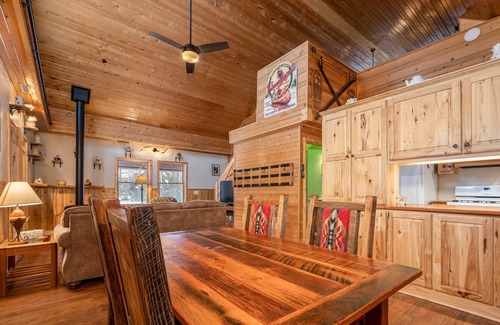 Bigfork Cabina | | Red Pine Refuge | New Listing!
