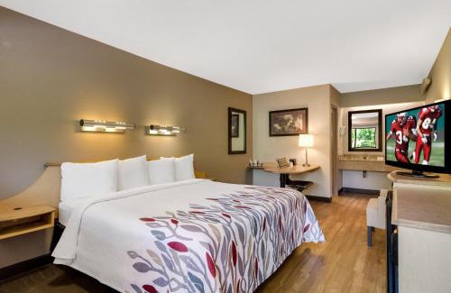 Asheville Hotel | Red Roof Inn Asheville - Biltmore West