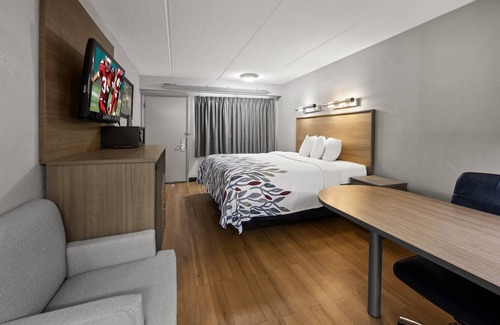 Greensboro Hotel | Red Roof Inn Greensboro Airport