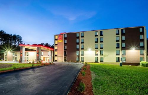 Tuscaloosa Hotel | Red Roof Inn PLUS+ Tuscaloosa - University