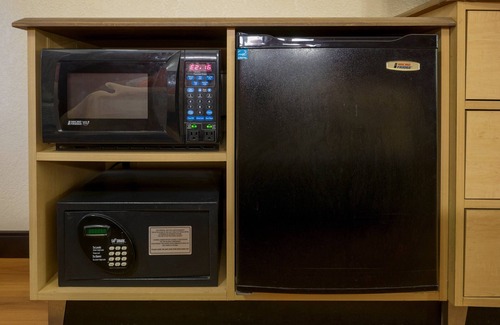 Rockford Hotel | Red Roof Inn Rockford East – Casino District