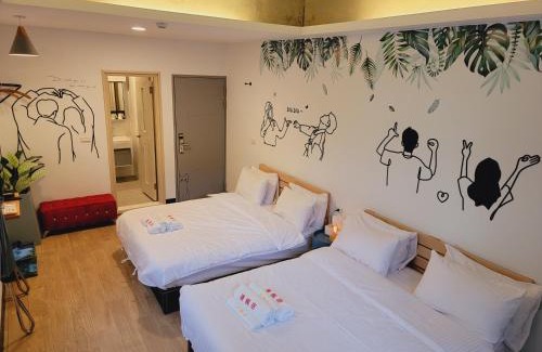 Longtan District Cama Y Desayuno | Red Rose B&B漫楓宿民宿 桃園市民宿110號