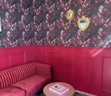 Chateauroux Apartamento | RED SPARROW -T2 avec jacuzzi