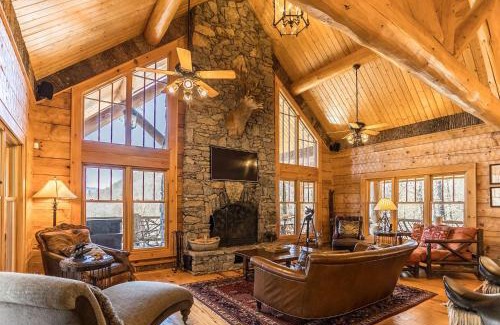 Banner Elk Casa | Red Stag Lodge at Eagles Nest