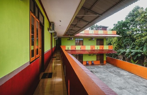 Manado Casa | RedDoorz @ Malalayang Manado