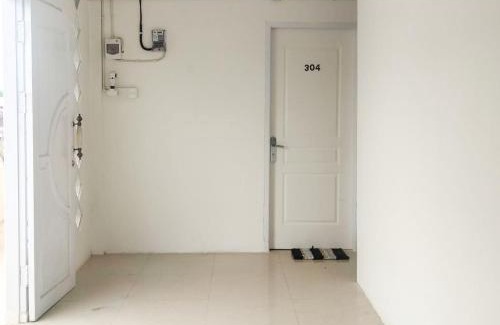 Tarakan Casa | RedDoorz near Grand Tarakan Mall