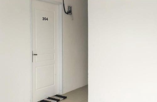 Tarakan Casa | RedDoorz near Grand Tarakan Mall