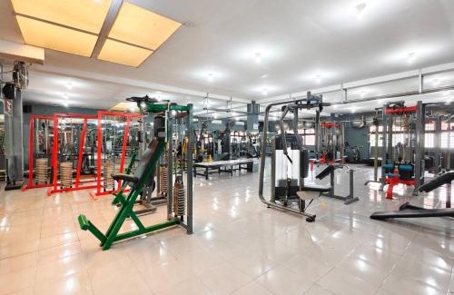 Surabaya Hotel | RedDoorz near RSUD dr Soewandhie 2