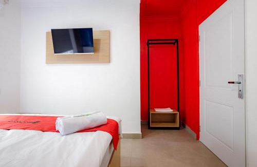 Mampang Prapatan Casa | RedDoorz Plus at Jalan Gatot Subroto Jakarta