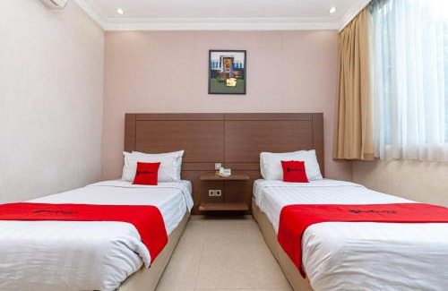 Jambi Hotel | RedDoorz Premium at Hotel Ratu Residence