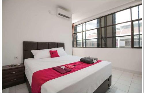 Cideng Casa | RedDoorz @ Ruko ITC Roxy Mas