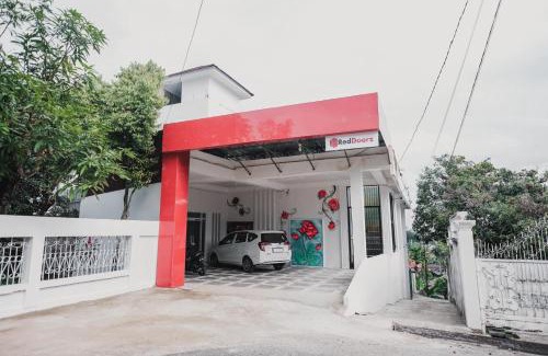 Jambi Casa | RedDoorz Syariah near Arafah Hospital Jambi