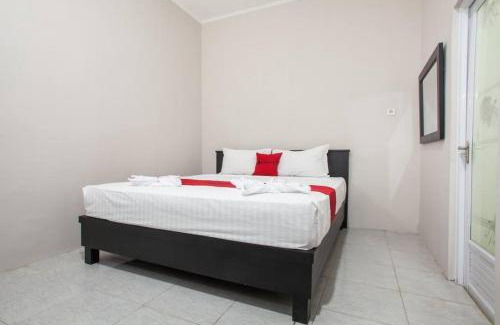 Rogojampi Casa | RedDoorz Syariah Plus near Banyuwangi Airport