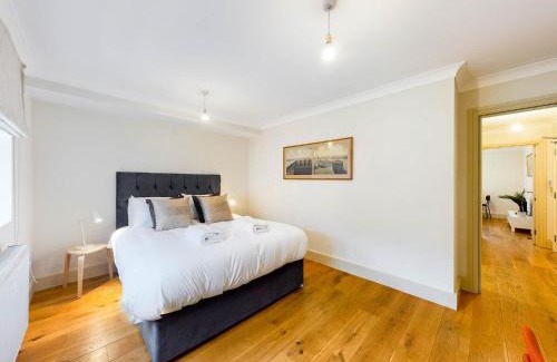 Redhill Apartamento | Redhill town centre apartments by Livingo