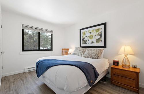 Park City Apartamento | Redpine Peaks Condo Mins to Ski Canyons Resort, Hot tub, Golf, Walk to Lifts!