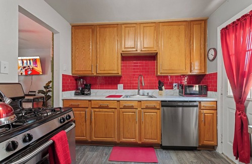 West Highland Casa | RedRocks Charming Retreat HotTub Arcade