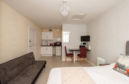 London Borough of Bromley Apartamento | REDUCED RATE - Studio 2 - 25 mins to London Bridge