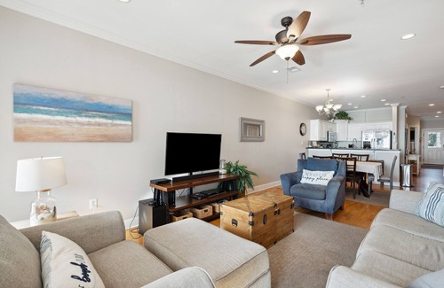 Sunset Point Condominio | Vistas abiertas al mar y terraza grande - Acceso a la playa directamente a través de la calle