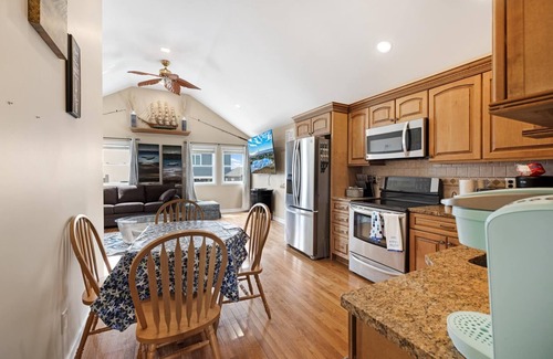 Goshen Casa | Reeds beach retreat 2 bedroom with water view