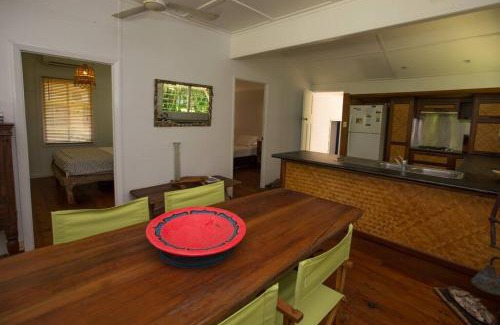 Mission Beach Casa | Reef Coast Cottage Formerly Bevs on the Beach