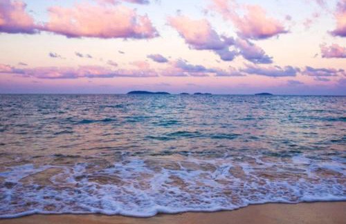 Mission Beach Casa | Reef Coast Cottage Formerly Bevs on the Beach